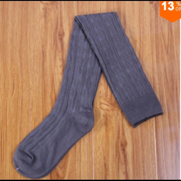 Cotton Cable Knit Socks in Charcoal