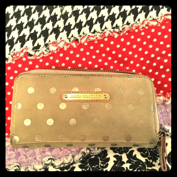 Juicy Couture Handbags - Juicy couture wallet.