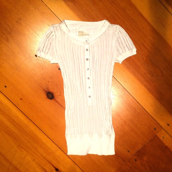 Mossimo white sweatshirt