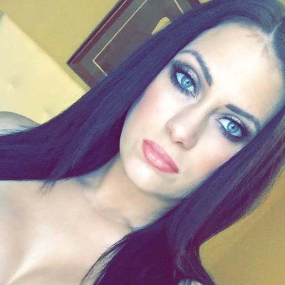 Meet your Posher, Kristin