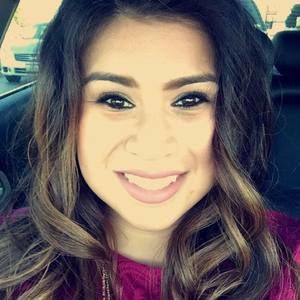 Meet your Posher, Dalia