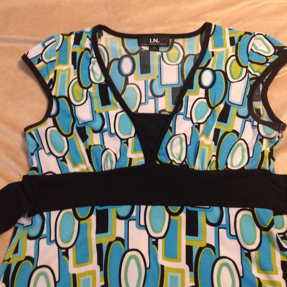 Blouse - Picture 2 of 4
