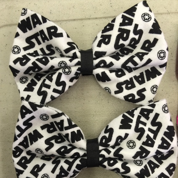 Star Wars bows on clip