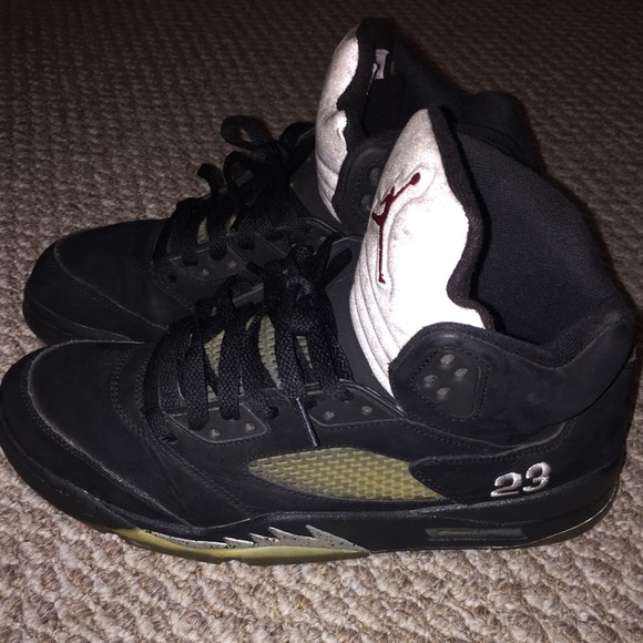 2011 Jordan Metallic Fives - Picture 1 of 3