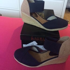 I Have to many shoes 🙈