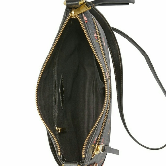 Frday Sale❗Fossil Printed Crossbody - Picture 2 of 2