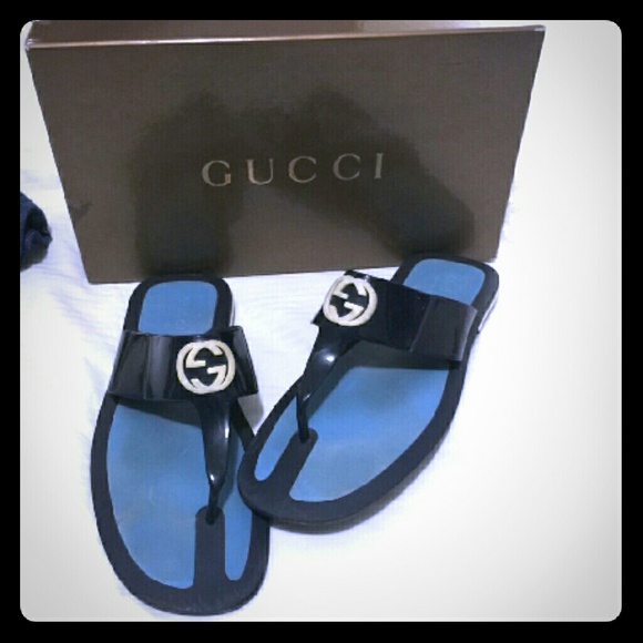 *Authentic* Gucci Mens flip flops
