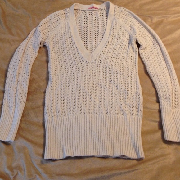 Sweater - Picture 2 of 4