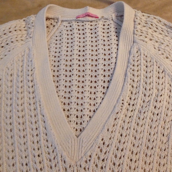 Sweater - Picture 3 of 4