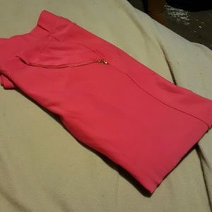 hot pink pants
