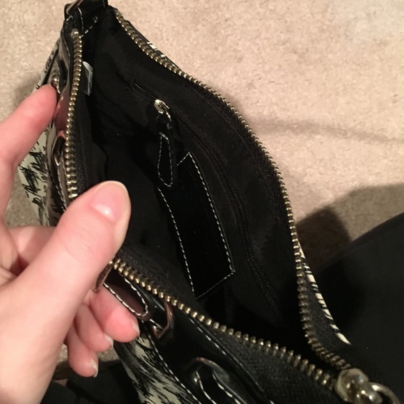 Small Merona Handbag - Picture 3 of 4