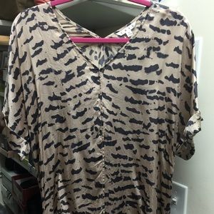 ***SOLD***CAbi Cloud Top