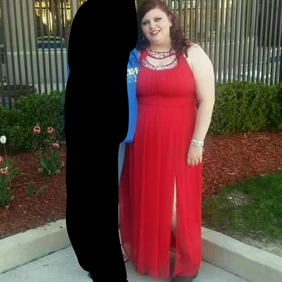 Homecoming/prom dresses - Picture 3 of 4