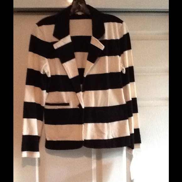 Black and white stripe blazer