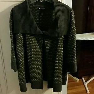 Cape-like gray sweater