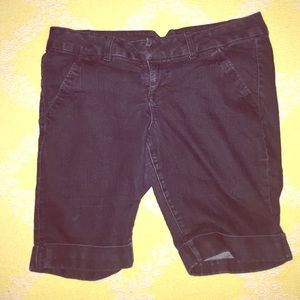 Torrid 14 dark wash denim Bermuda shorts