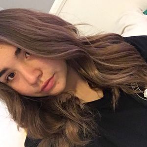 Meet your Posher, Elena