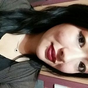 Meet your Posher, Samantha