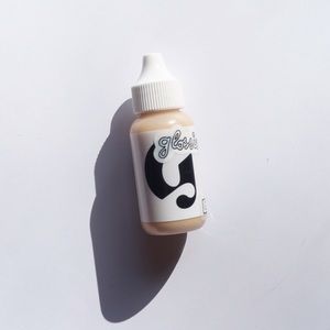 Glossier Perfecting Skin Tint Medium