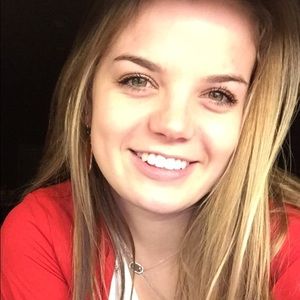 Meet your Posher, Kaitlyn