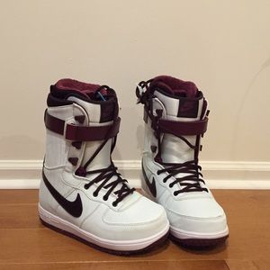 Nike Womens Zoom Snowboard Boots
