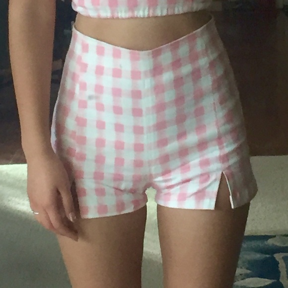 SUPER CUTE PINK GINGHAM SET π - Picture 3 of 4