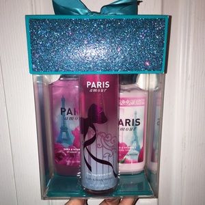 Paris Amour: Bath & Body Works Set