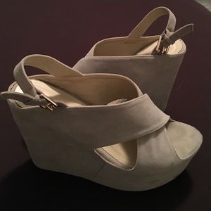 Platform shoes