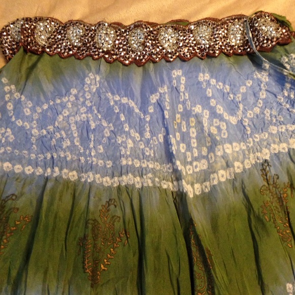 Skirt - Picture 2 of 4