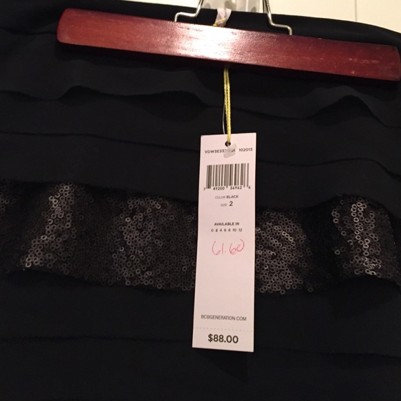 New! BCBGeneration Sequin Mini Skirt - Picture 3 of 4