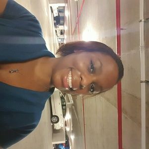 Meet your Posher, Shereka