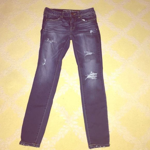 AE destressed dark wash jeggings