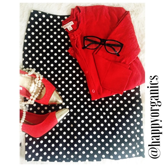 White House Black Market Dresses & Skirts - NWT White House Black Market Polkadot Pencil Skirt