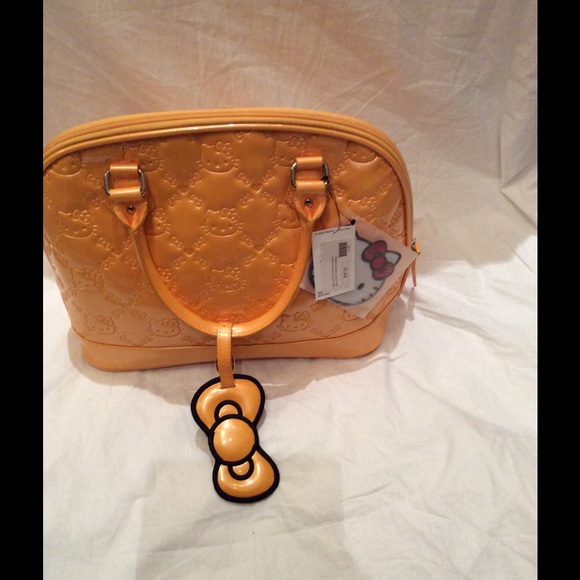 Hello kitty orange patent leather over night bag