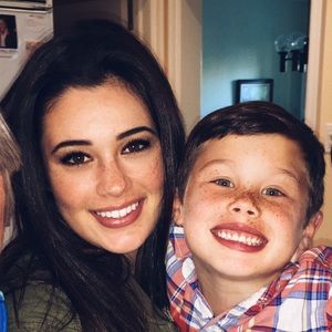 Meet your Posher, Makayla