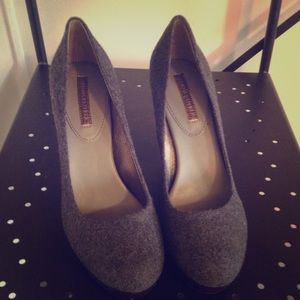 Banana republic Union pump in grey wool- 9.5M