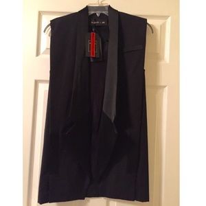 NWT❗️Balmain X H&M Sleeveless Tuxedo Jacket-Size 2