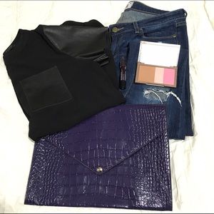 ❌SOLD❌Black mixed material top