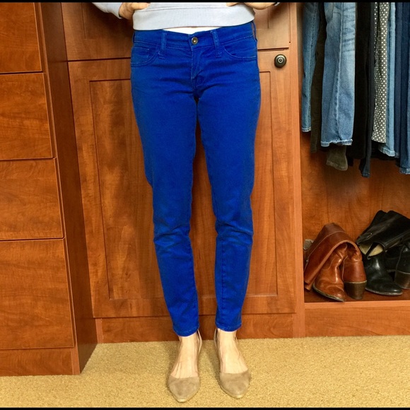 Lucky Brand "Charlie" Capri in Vivid Blue