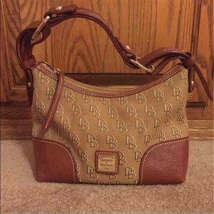 Dooney &bourke bag