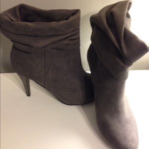NEVER WORN Express Faux Suede Grey Booties