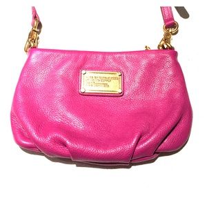 Magenta Marc Jacobs shoulder bag