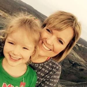 Meet your Posher, Leslie