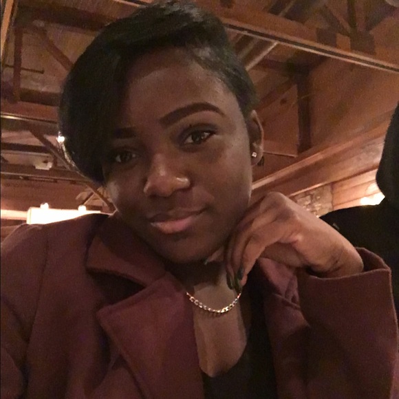 Meet your Posher, Raven - Picture 1 of 1