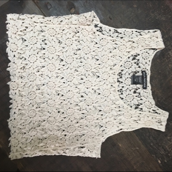 💜TRADED💜Lace cropped tank