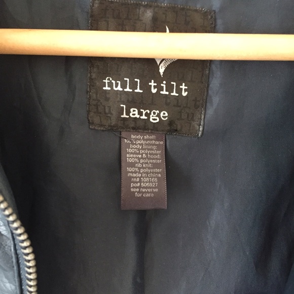 Tilly's Leather Jacket - Picture 4 of 4