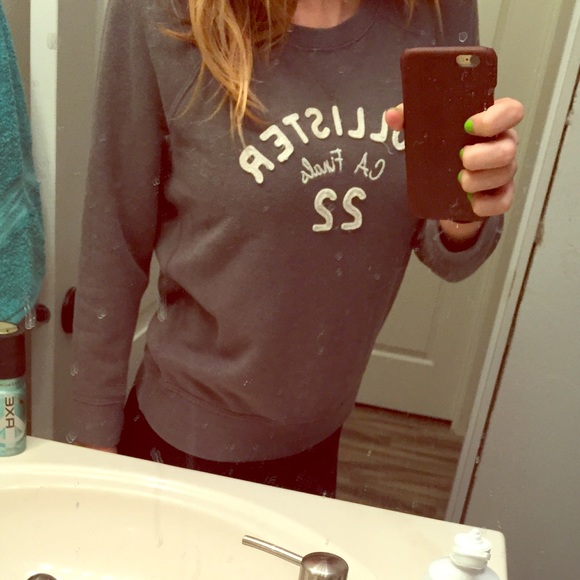Hollister sweatshirt S