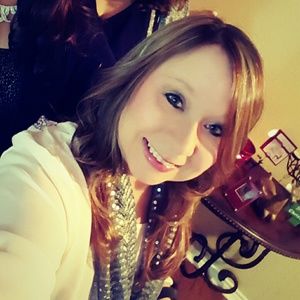 Meet your Posher, Stephanie