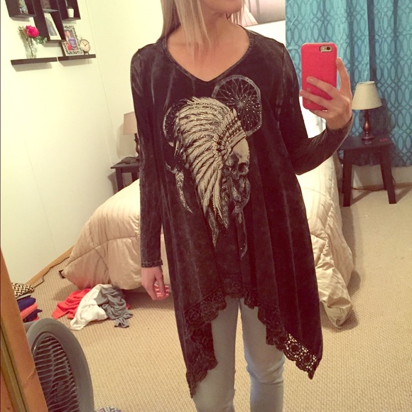Native skull inspired top