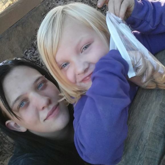 Meet your Posher, Tamica - Picture 1 of 1